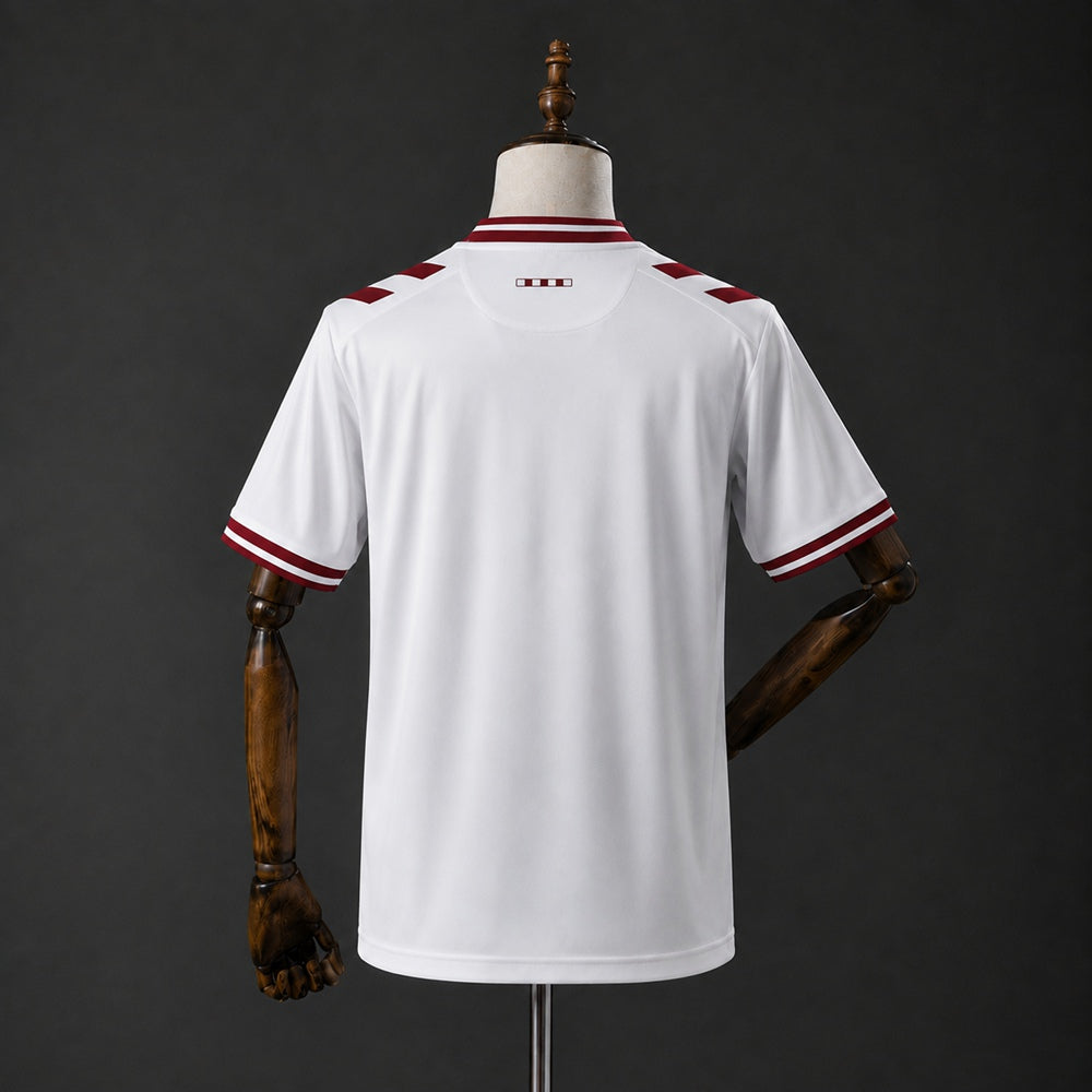 Camisola Hearts Alternativa 26/27