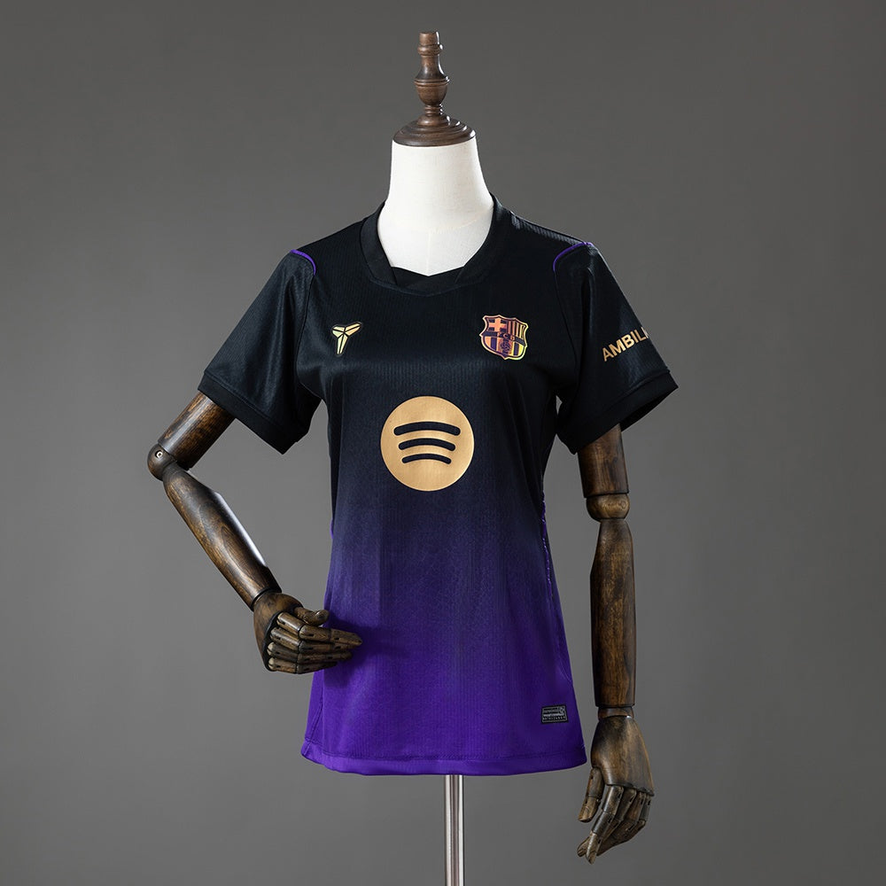 Camisola Barcelona Alternativa 26/27 - Versão Feminina (Modelo 2)