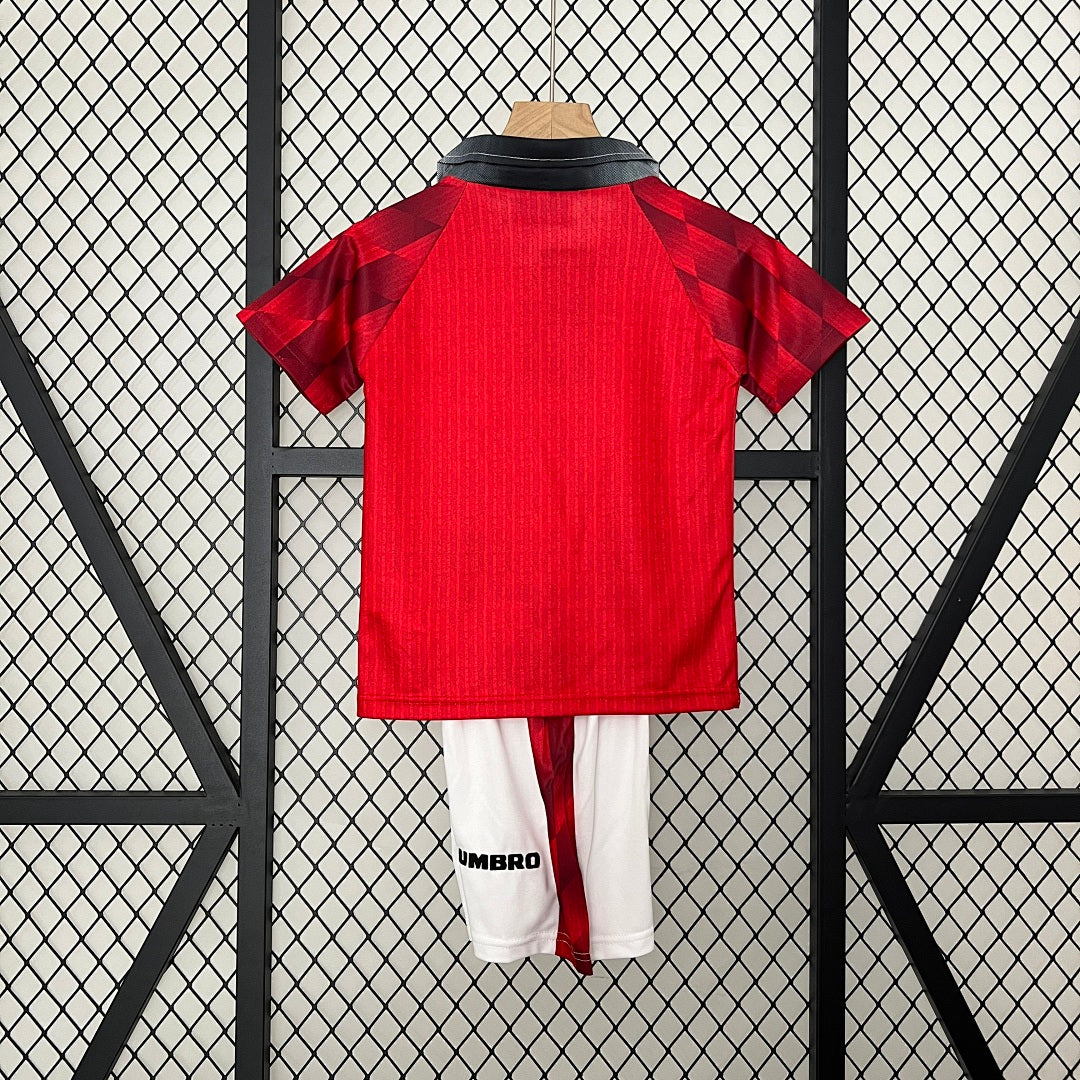 Kit Manchester United Principal Criança 96/97