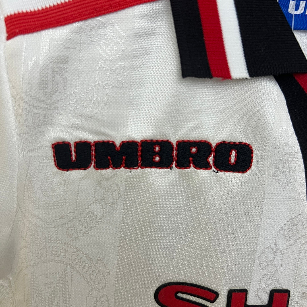 Kit Manchester United Alternativa Criança 97/98