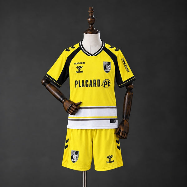 Kit Vitória de Guimarães Terceira Criança 26/27
