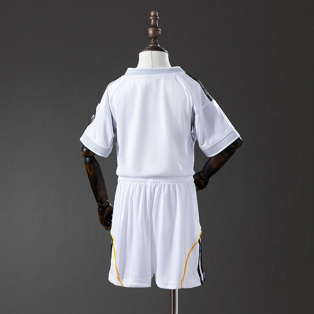 Kit Real Madrid Principal Criança 25/26