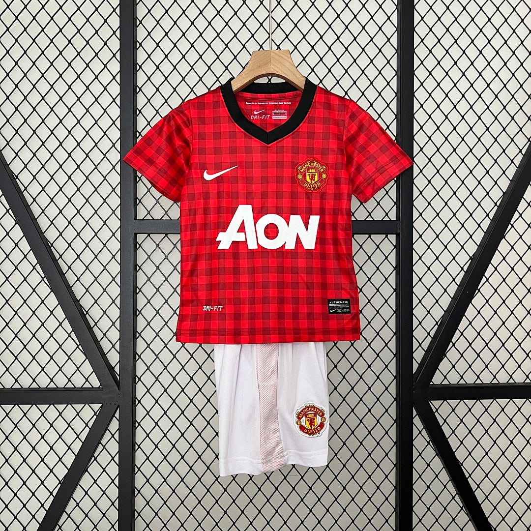 Kit Manchester United Principal Criança 12/13