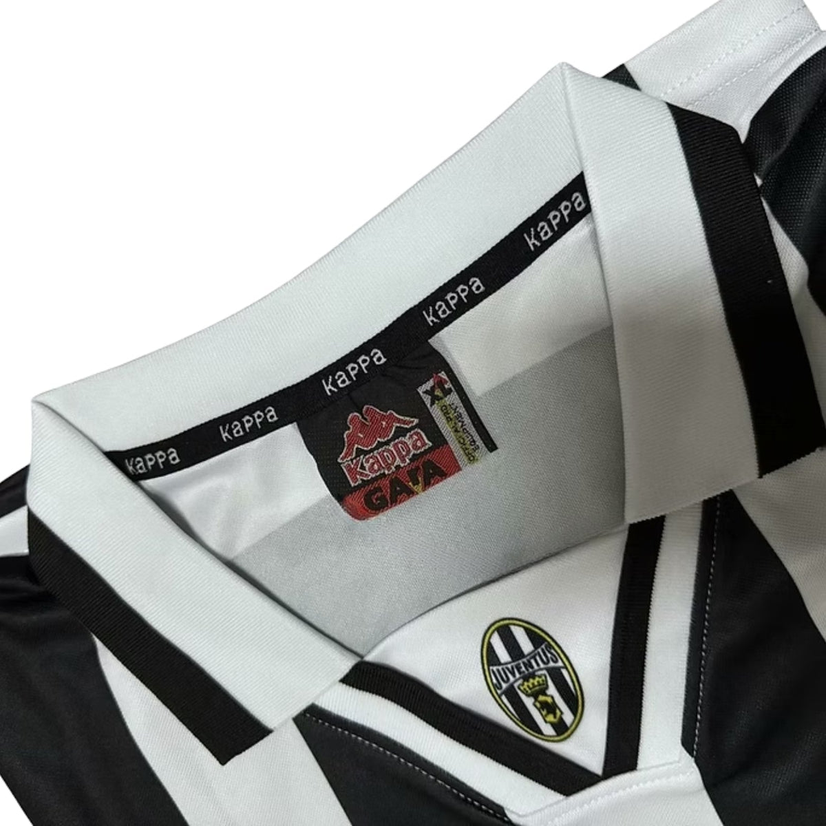 Camisola Juventus Principal 95/96 - Manga Comprida