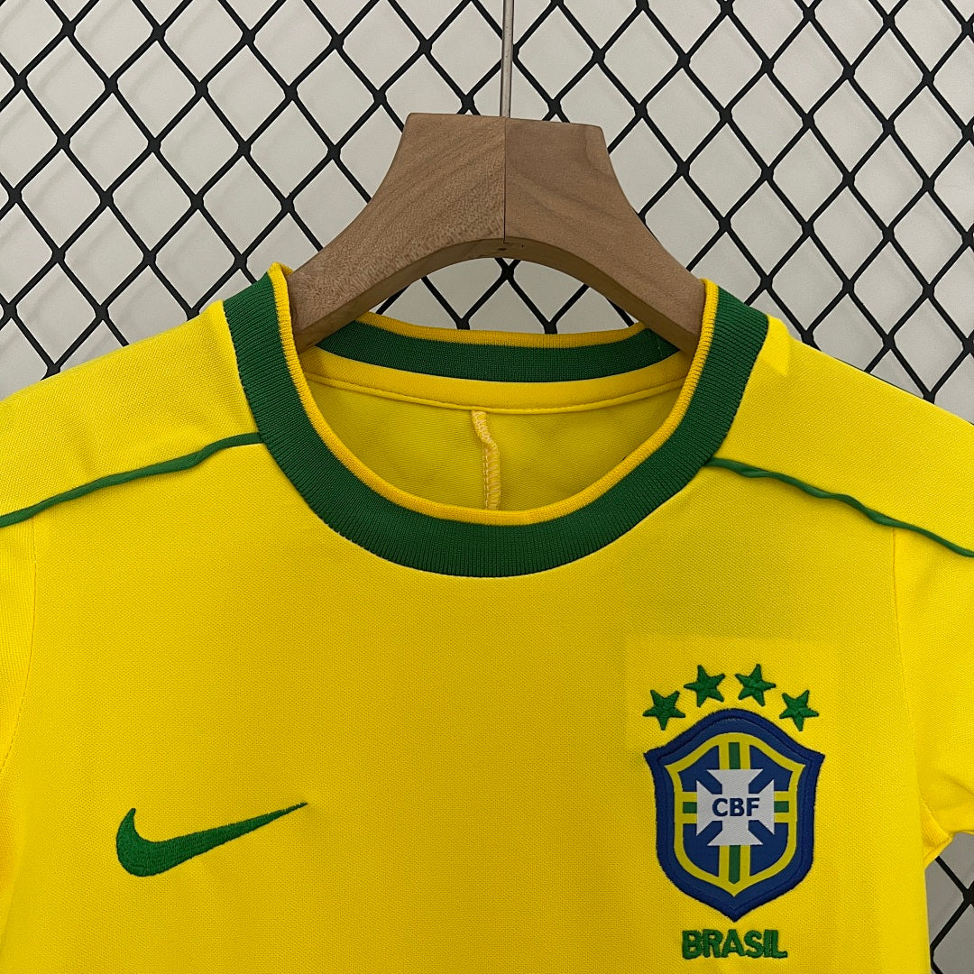 Kit Brasil Principal Criança 1998