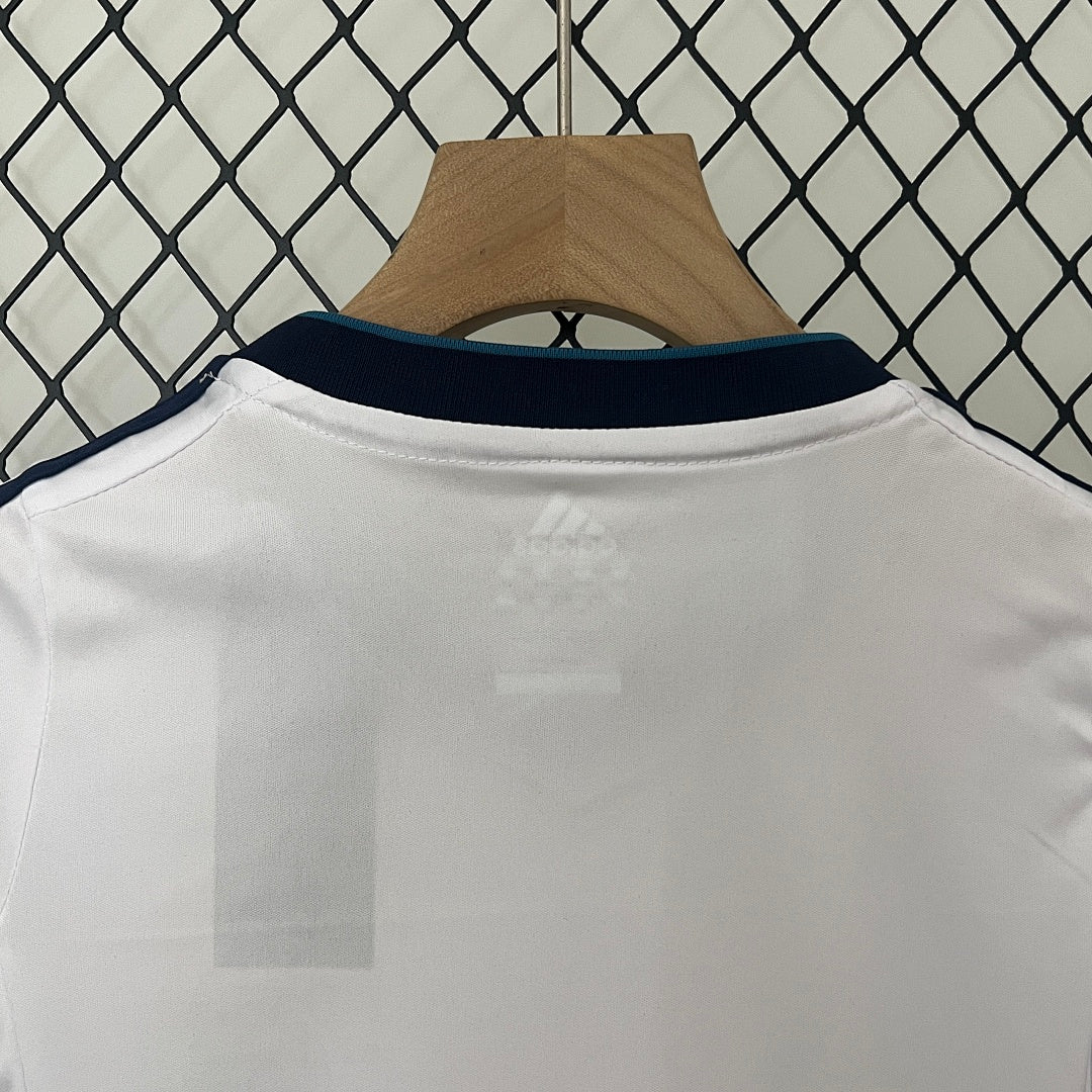 Kit Real Madrid Principal Criança 12/13