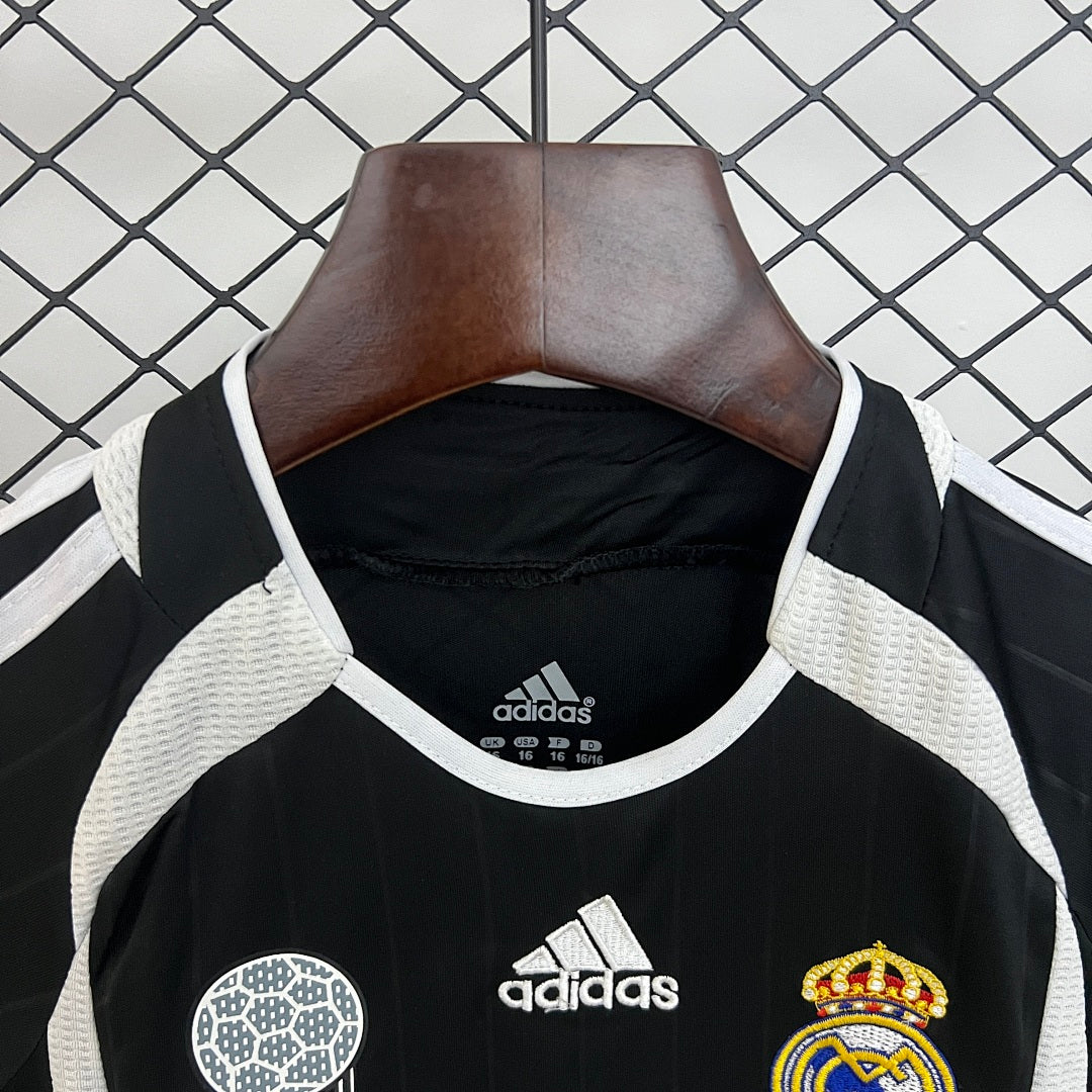 Kit Real Madrid Alternativa Criança 06/07