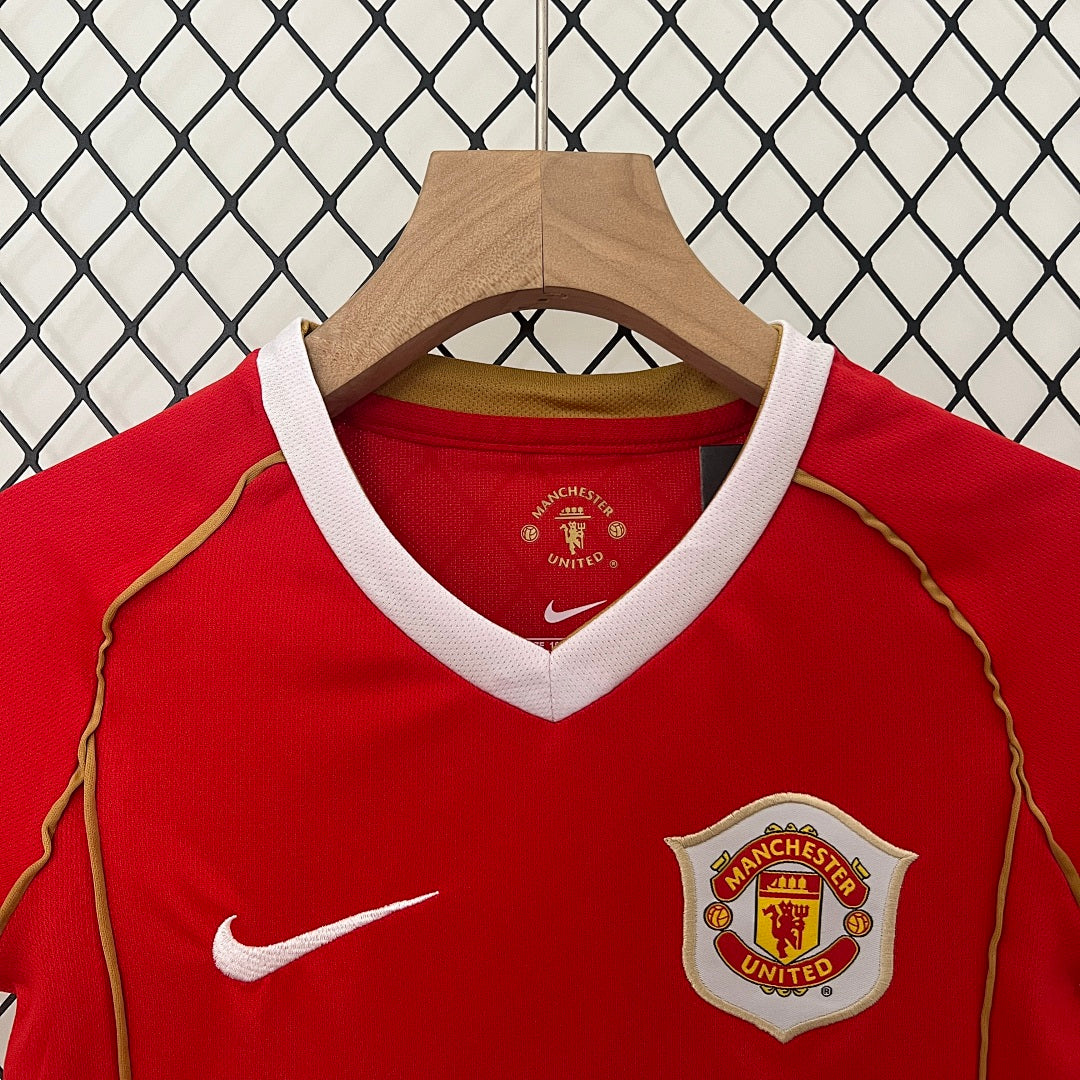 Kit Manchester United Principal Criança 06/07