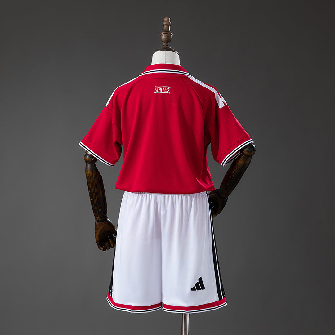 Kit Manchester United Principal Criança 26/27