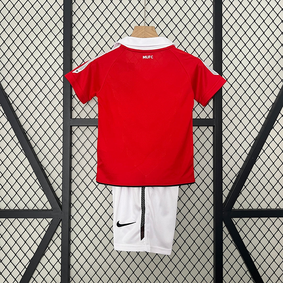 Kit Manchester United Principal Criança 10/11
