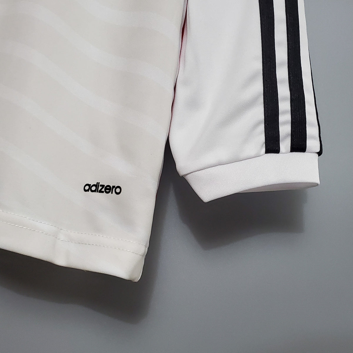 Camisola Real Madrid Principal 14/15 Retro - Manga Comprida