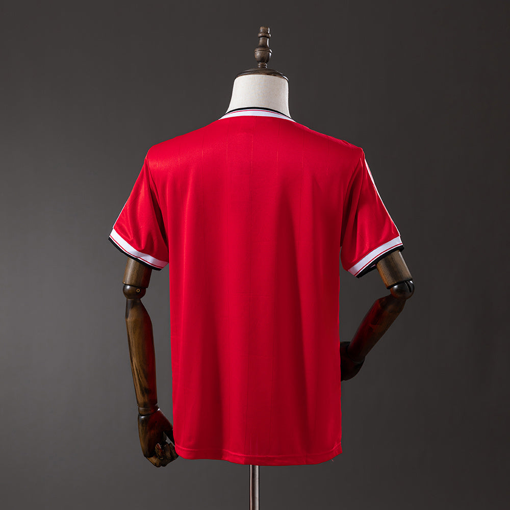 Camisola Manchester United Principal 83/84 Retro