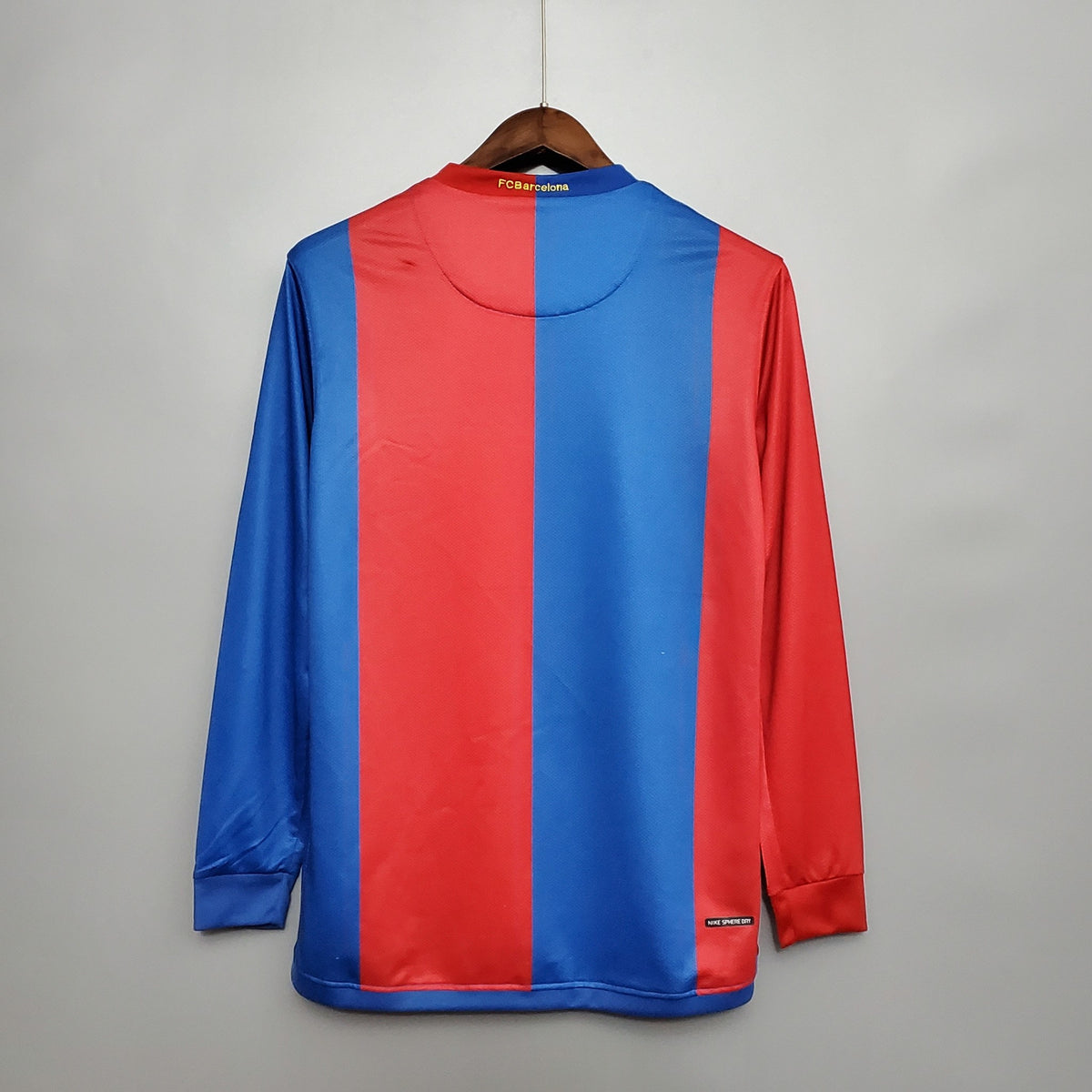 Camisola Barcelona Principal 06/07 Retro - Manga Comprida