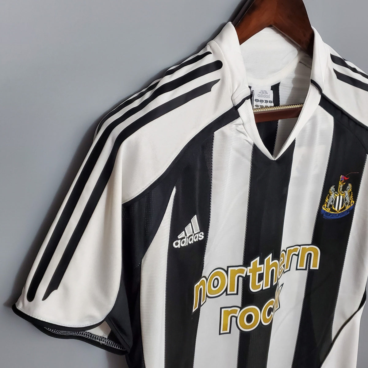 Camisola Newcastle United Principal 05/06 Retro