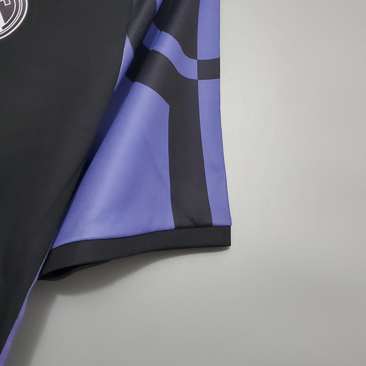 Camisola Real Madrid Terceira 16/17 Retro
