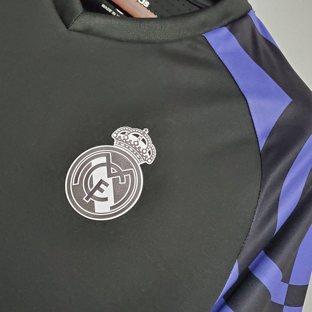 Camisola Real Madrid Terceira 16/17 Retro