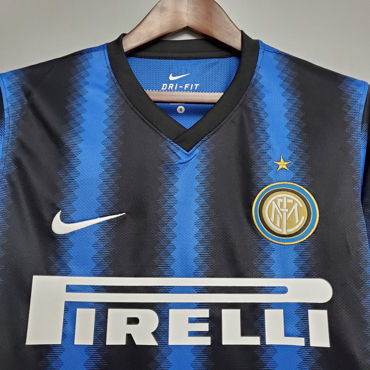 Camisola Inter de Milão Principal 10/11 Retro - Manga Comprida