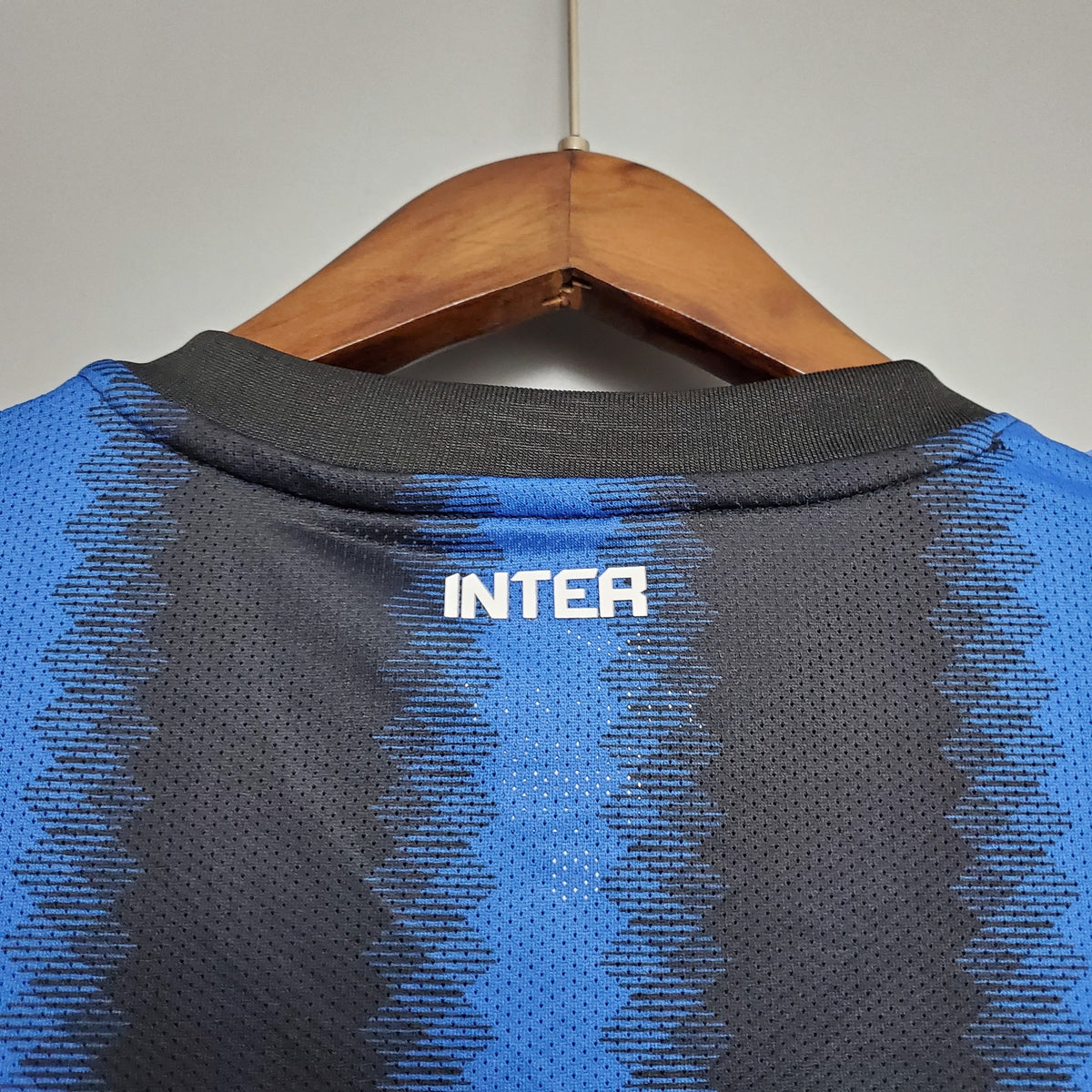 Camisola Inter de Milão Principal 10/11 Retro - Manga Comprida