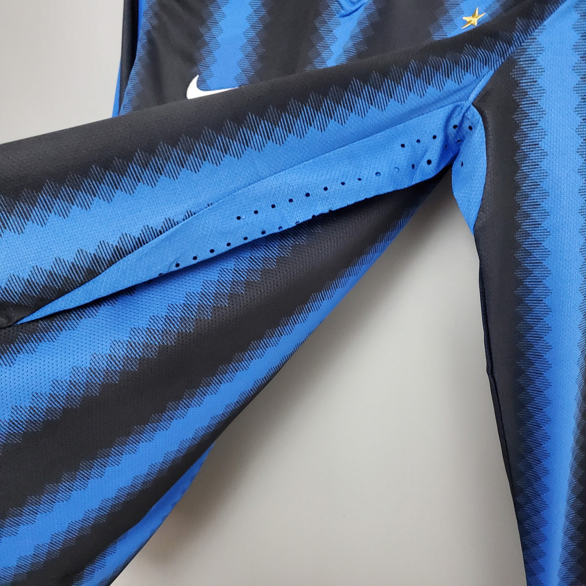 Camisola Inter de Milão Principal 10/11 Retro - Manga Comprida
