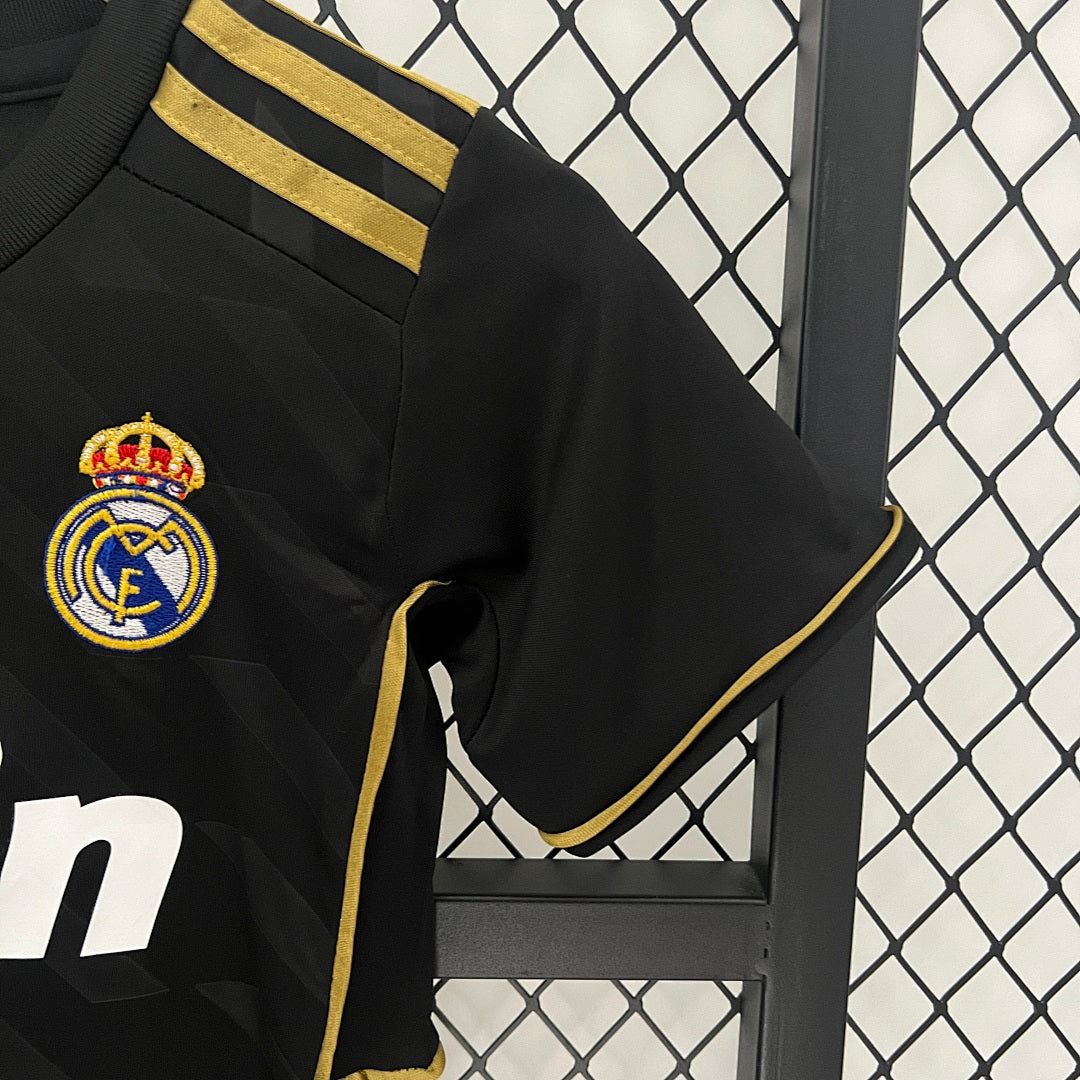 Kit Real Madrid Alternativa Criança 11/12