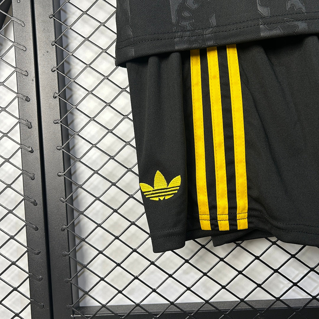 Kit Manchester United Terceira Criança 25/26