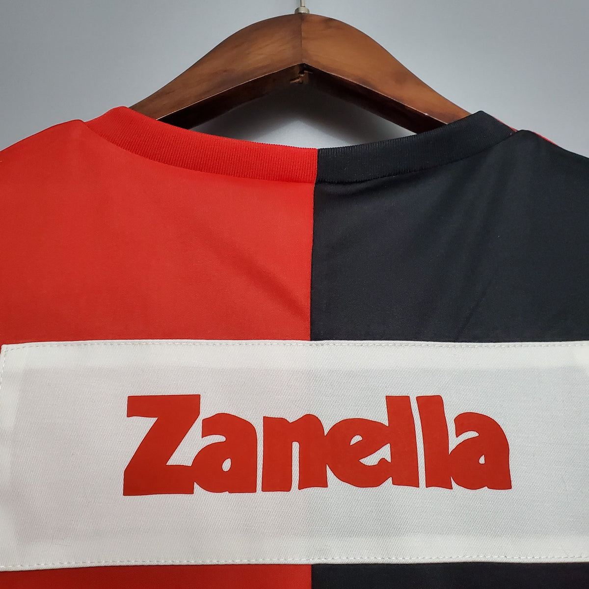 Camisola Newell's Old Boys Vermelha e Preta 93/94 Retro