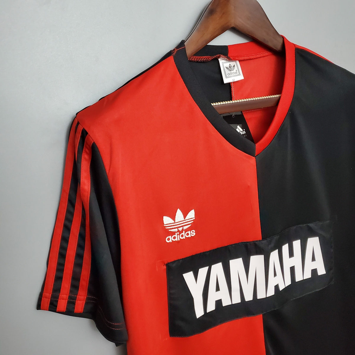 Camisola Newell's Old Boys Vermelha e Preta 93/94 Retro
