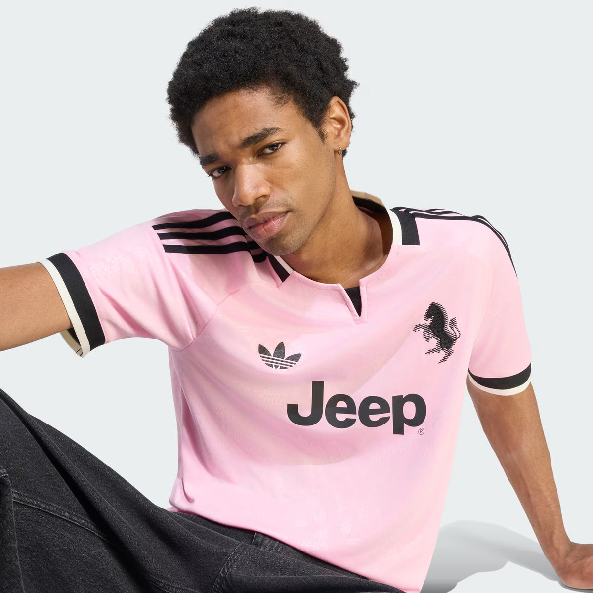 Camisola Juventus 26/27 Secundária