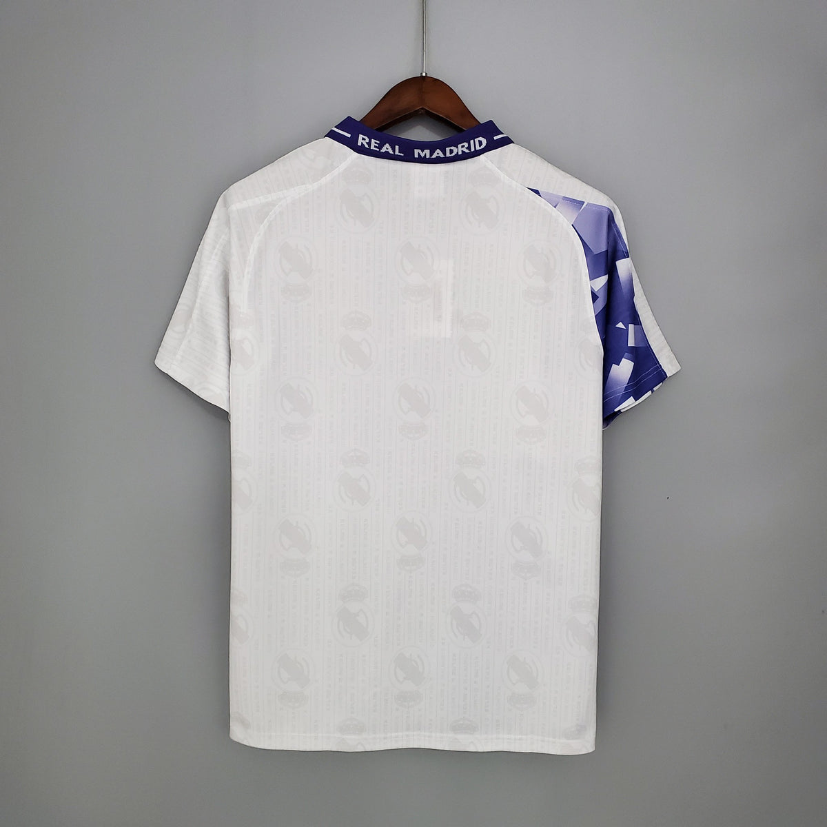 Camisola Real Madrid Terceira 96/97 Retro