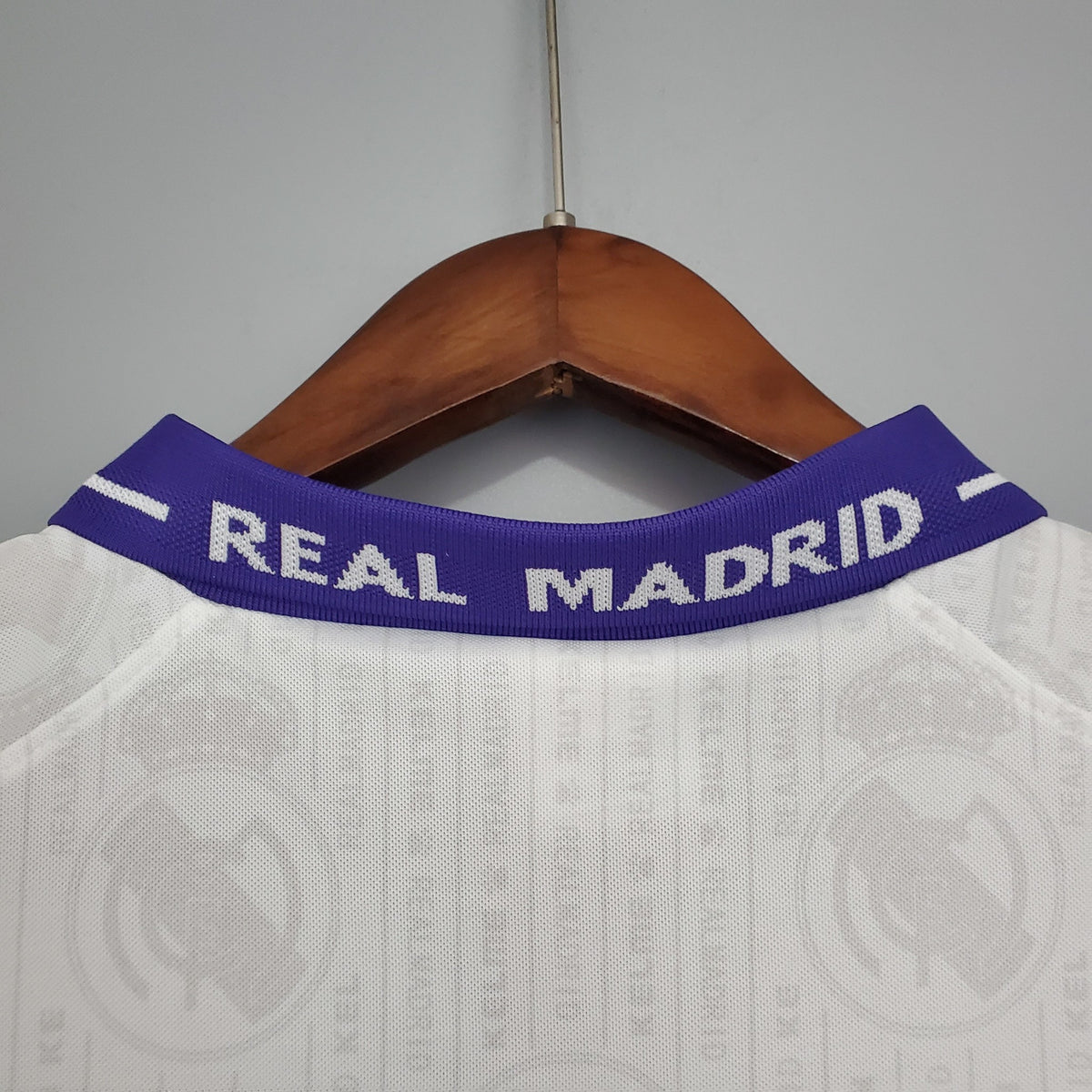 Camisola Real Madrid Terceira 96/97 Retro
