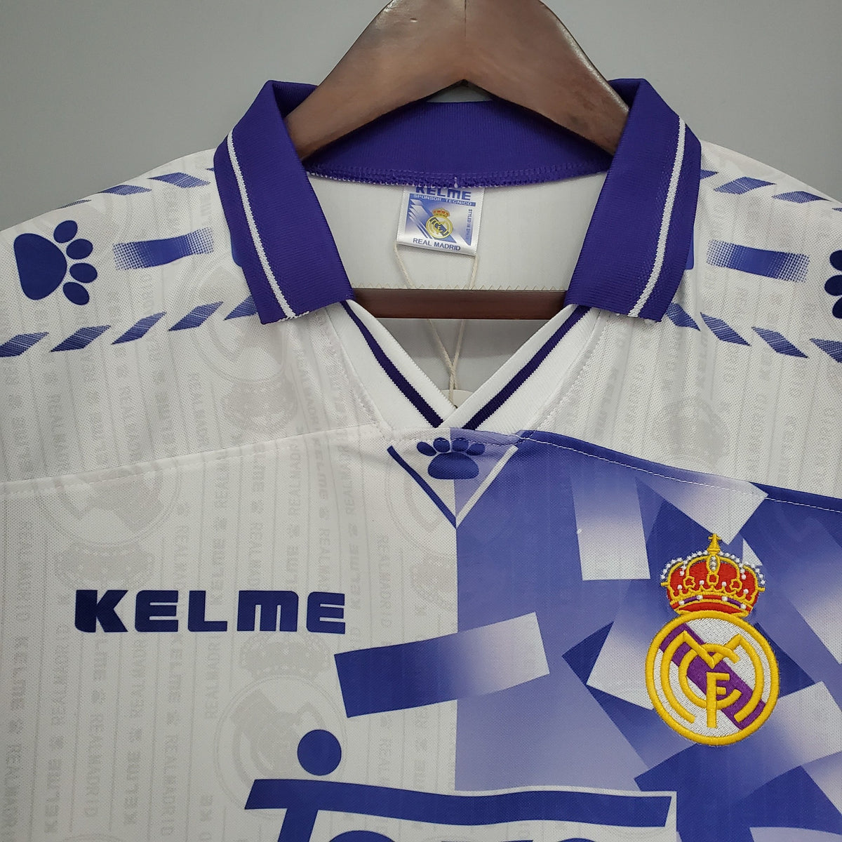 Camisola Real Madrid Terceira 96/97 Retro