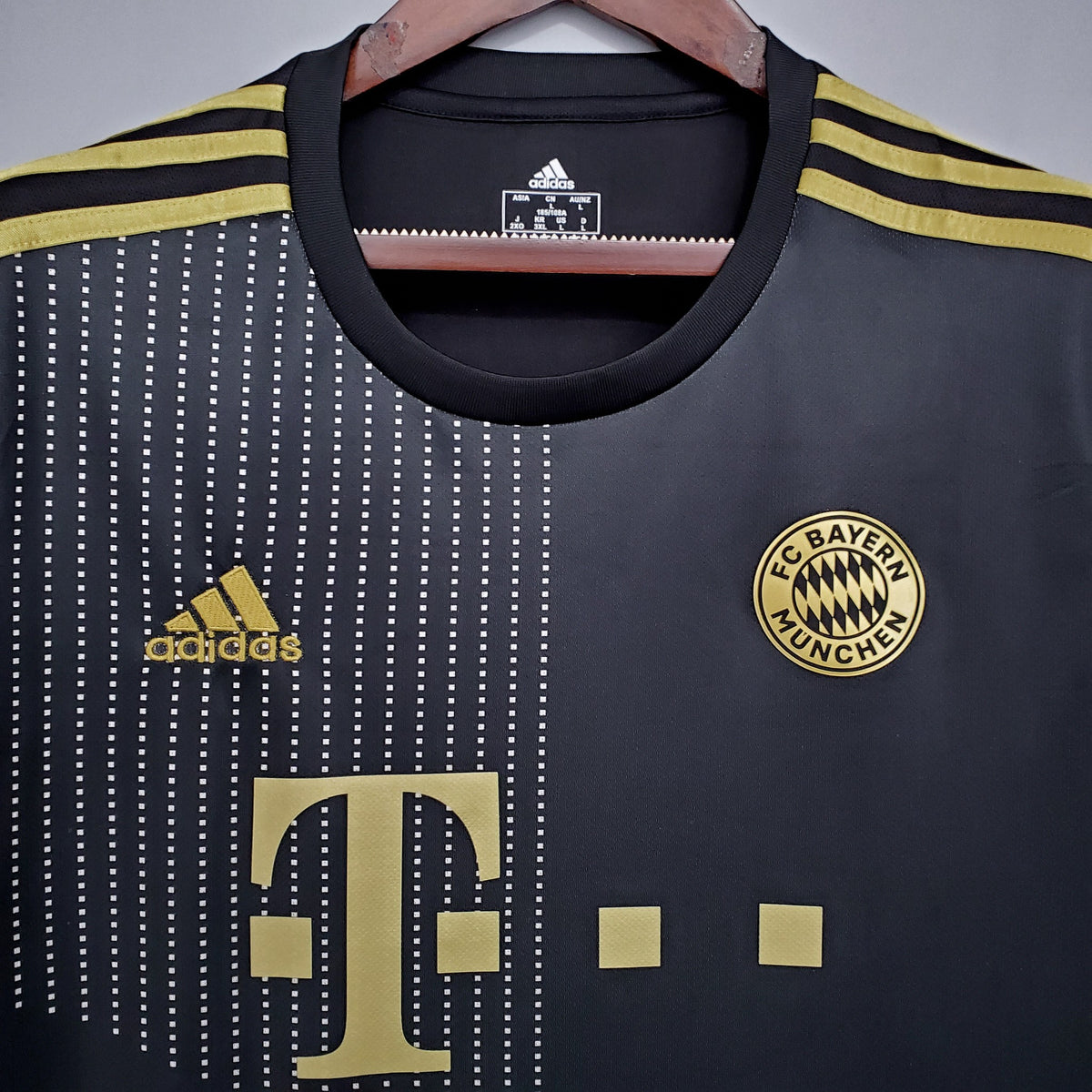 Camisola Bayern Munique Alternativa 21/22 Retro