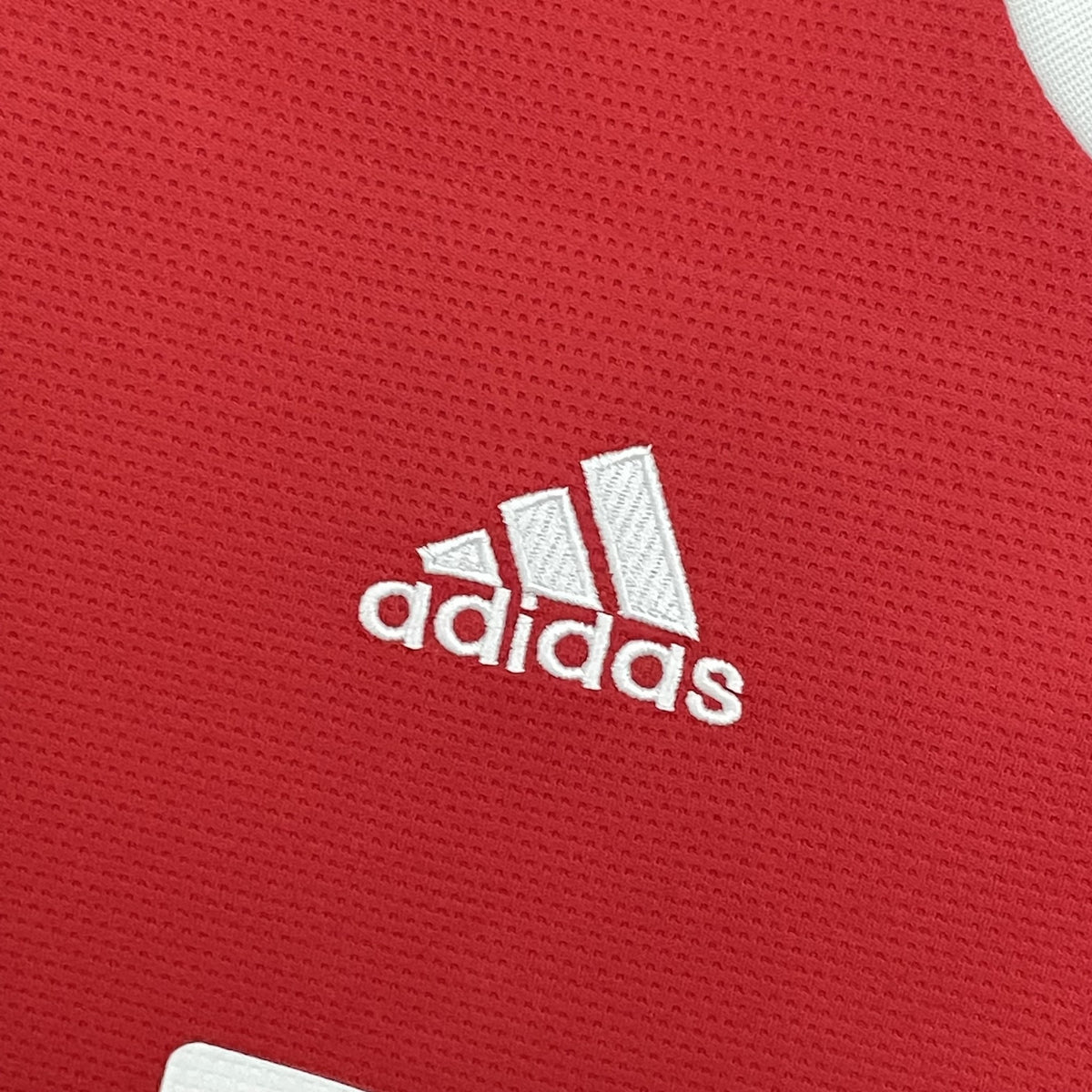 Camisola Manchester United Principal 21/22 Retro