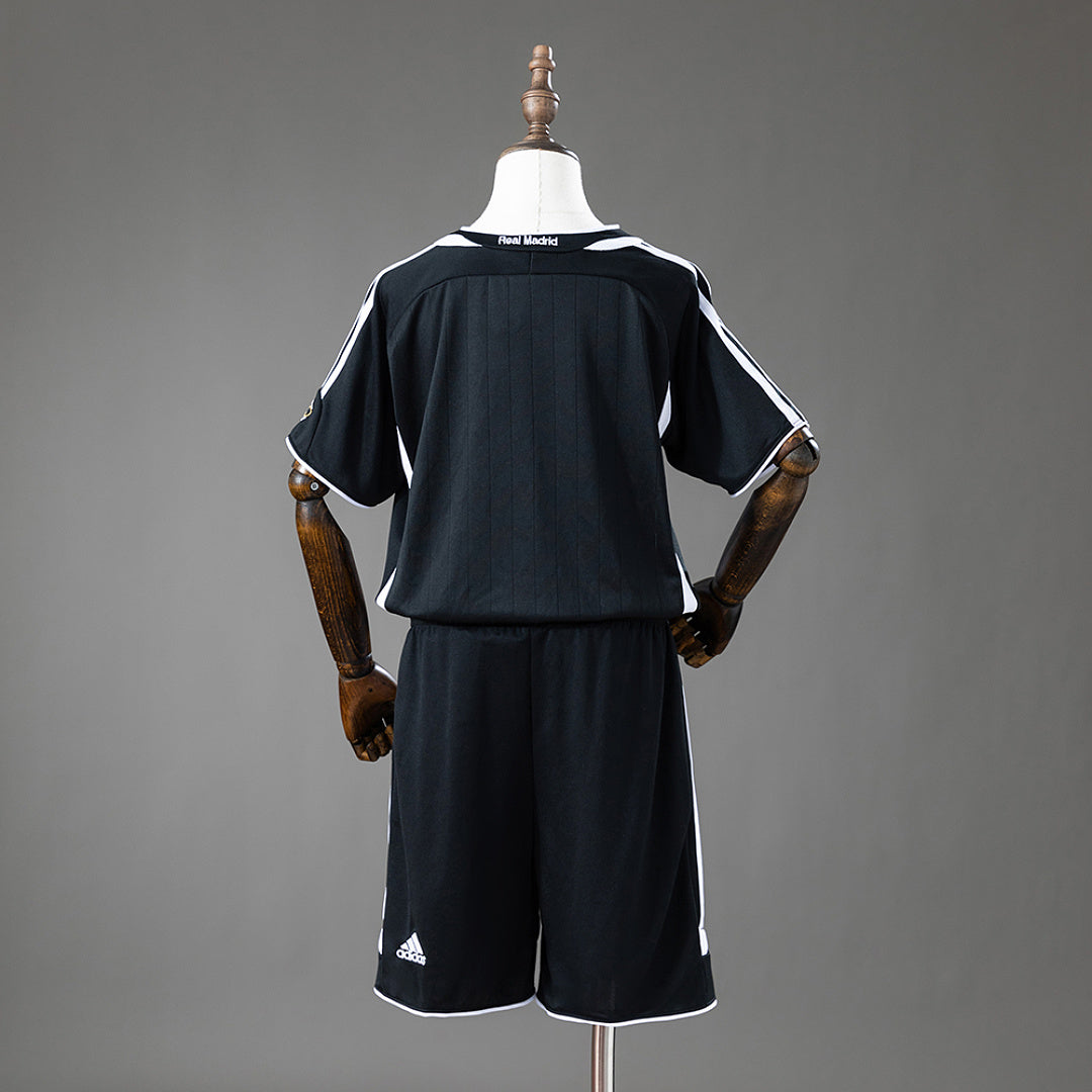Kit Real Madrid Terceira Criança 06/07