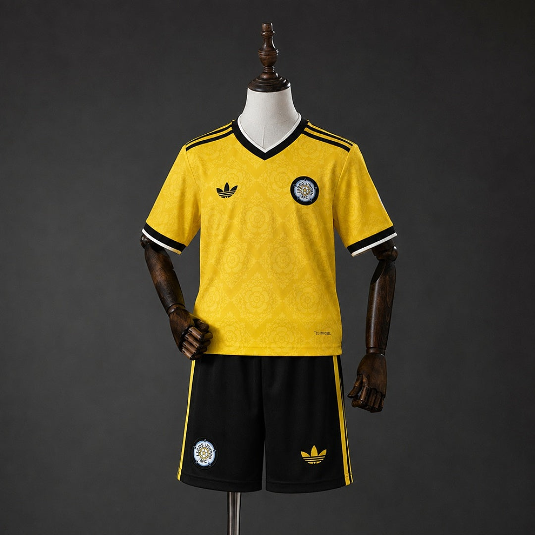 Kit Leeds United Alternativa Criança 26/27