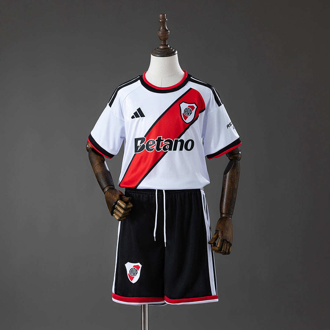 Kit River Plate Principal Criança 26/27