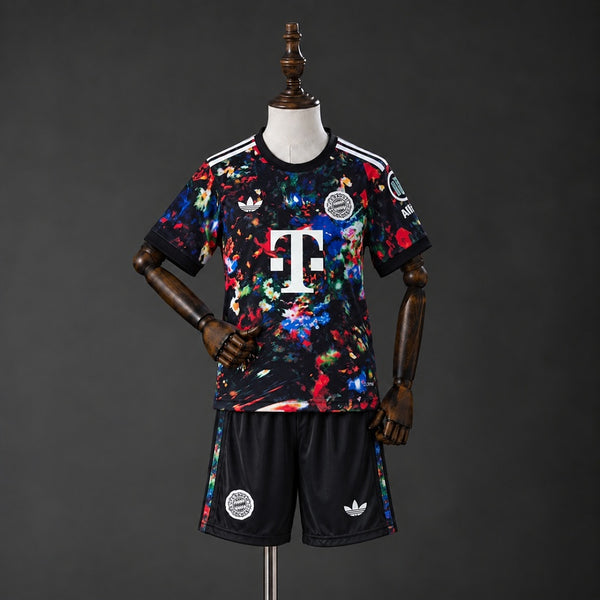 Kit Bayern Munique Oktoberfest Criança 26/27 (Modelo 2)