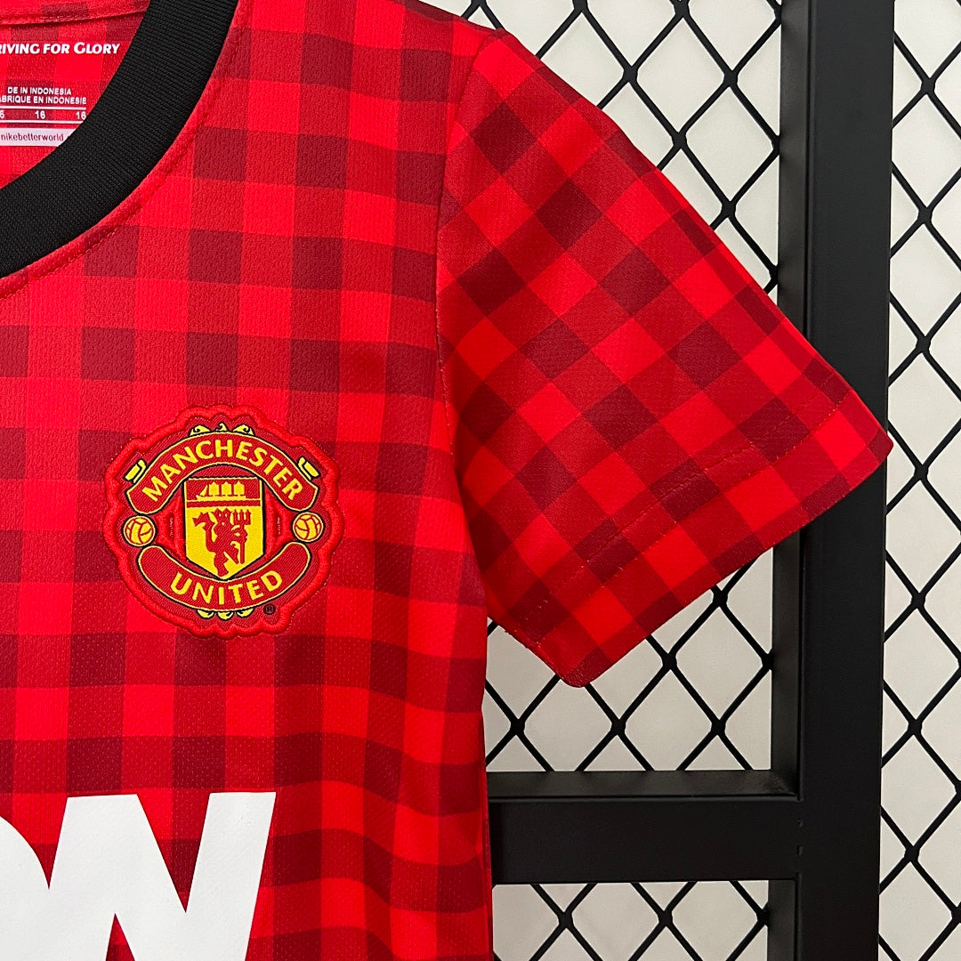 Kit Manchester United Principal Criança 12/13