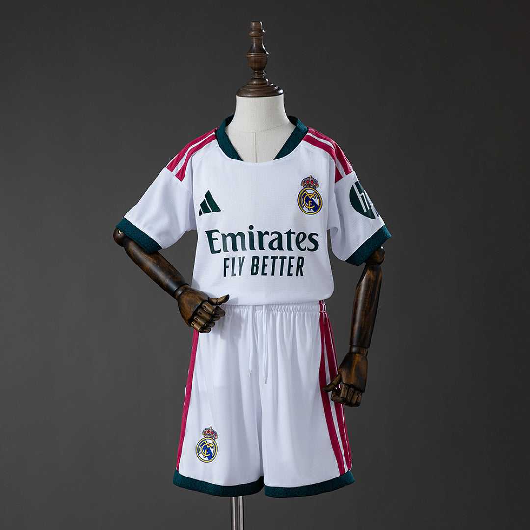 Kit Real Madrid Principal Criança 26/27