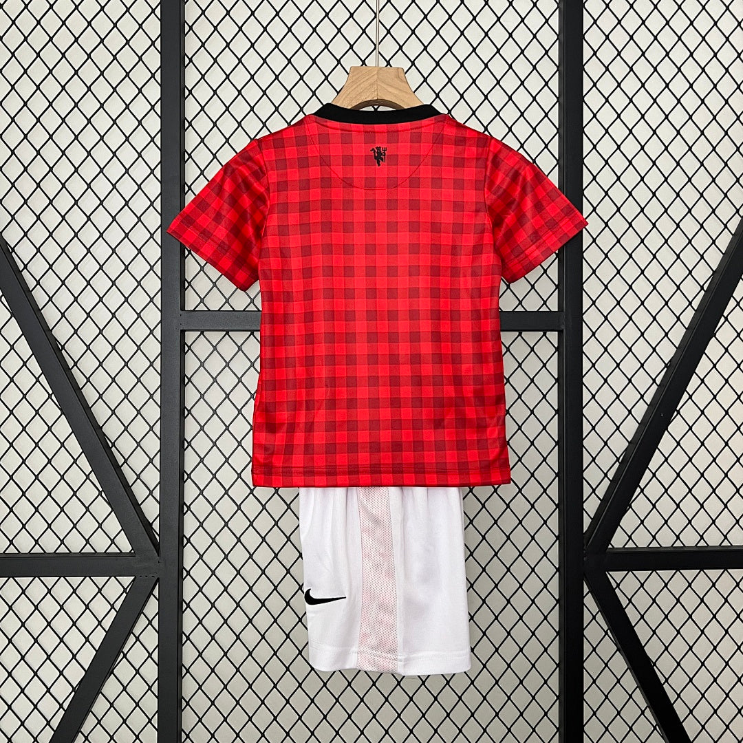 Kit Manchester United Principal Criança 12/13